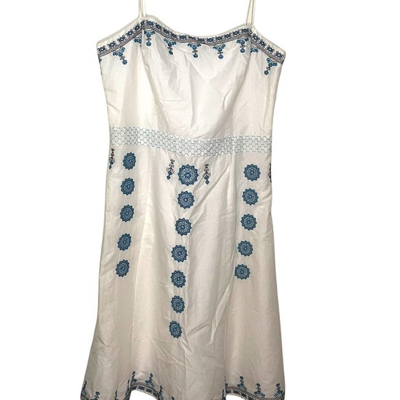 LOFT Dresses & Skirts - LOFT White Embroidered Dress, Size 12, NWT